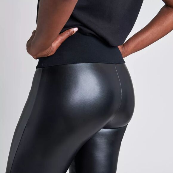 ASSETS BY SPANX All Over Faux Black Leather Pull On Leggings Size Small S - Picture 3 of 8